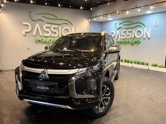 MITSUBISHI L200 TRITON 2.4 16V TURBO DIESEL SPORT HPE-S SERTÕES CD 4P 4X4 AUTOMÁTICO